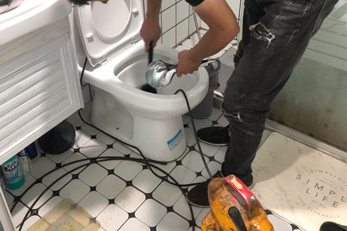 铁门关疏通下水道